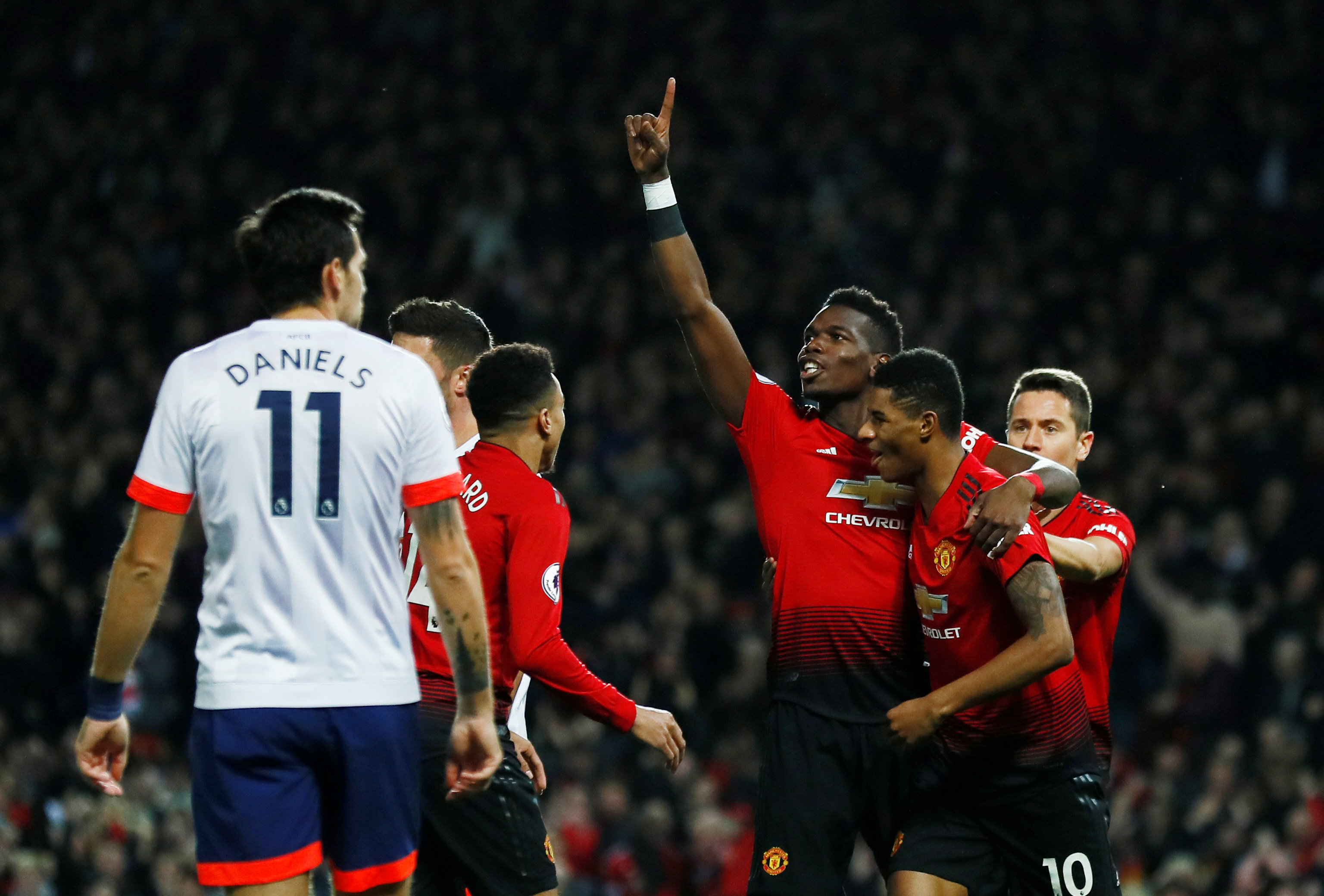 更多悬念与 更多悬念与